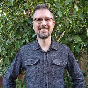 Obey button down black and white heathered knit shirt medium